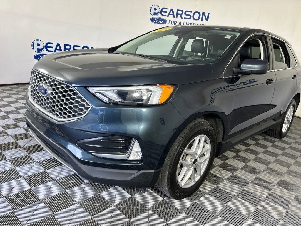 2023 FORD Edge