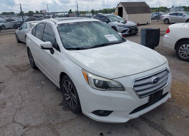 2016 SUBARU Legacy
