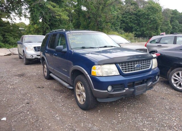 2004 FORD Explorer