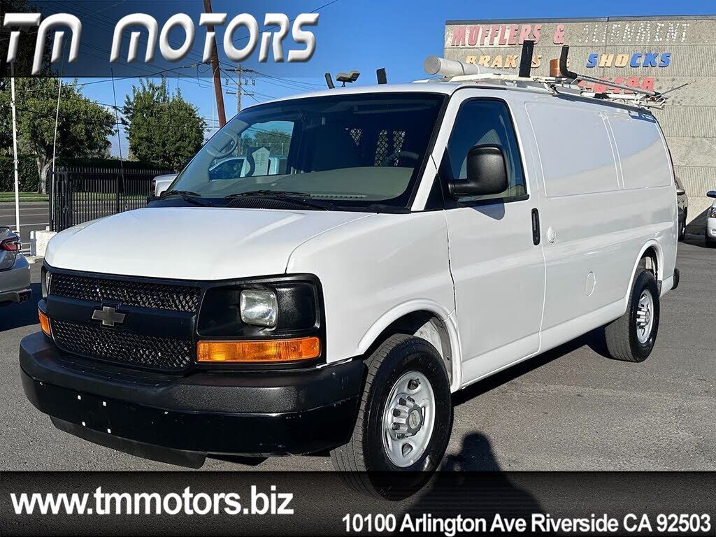2012 CHEVROLET Express