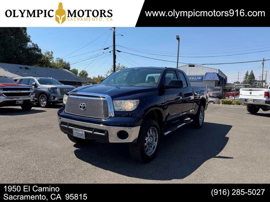 2011 TOYOTA Tundra
