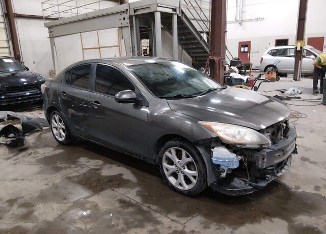 2011 MAZDA Mazda3