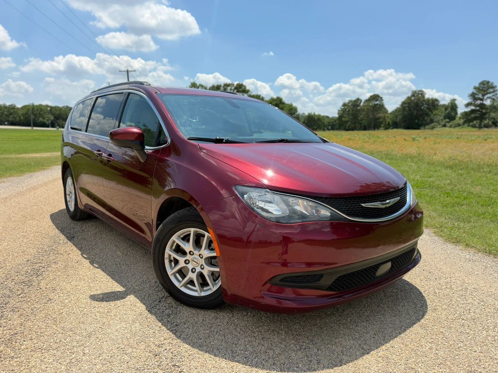 2021 CHRYSLER Voyager