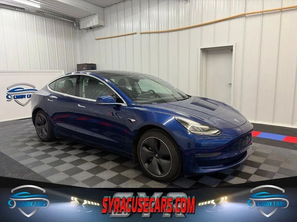 2020 TESLA Model 3