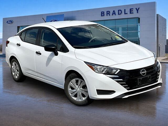 2023 NISSAN Versa