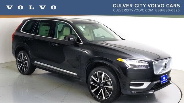 2023 VOLVO XC90