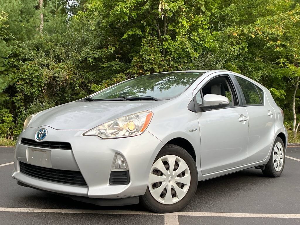 2014 TOYOTA Prius