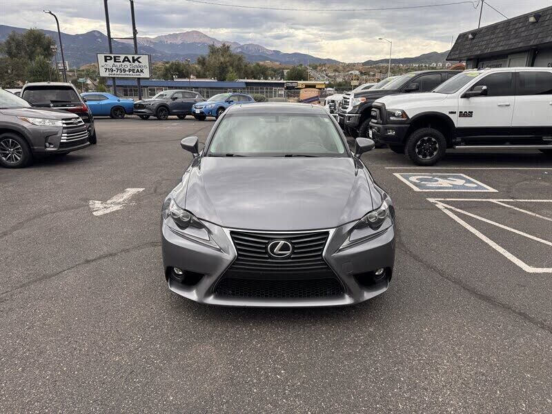 2016 Lexus IS