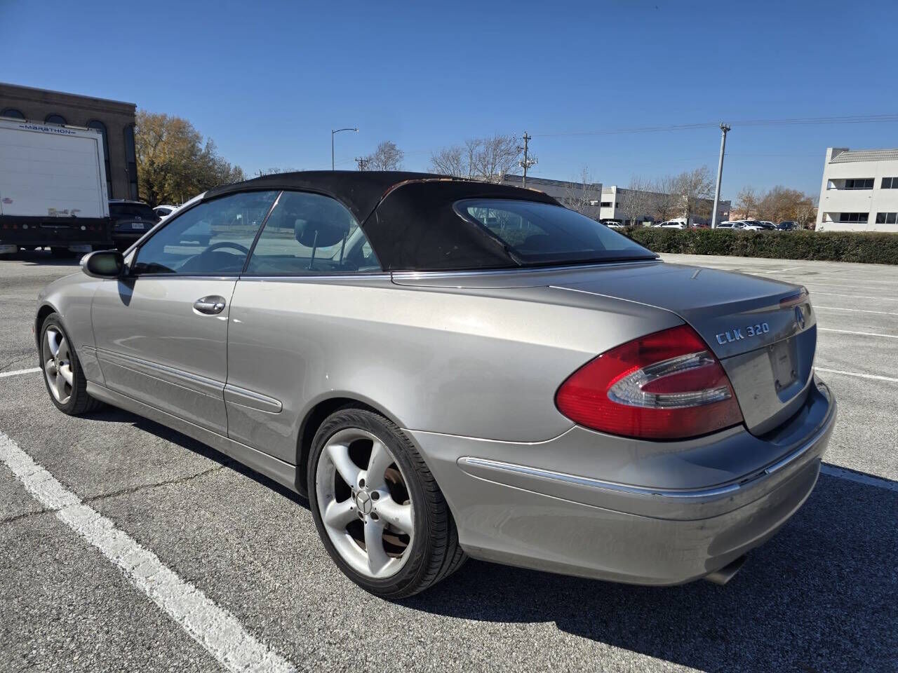 2005 Mercedes-Benz CLK-Class