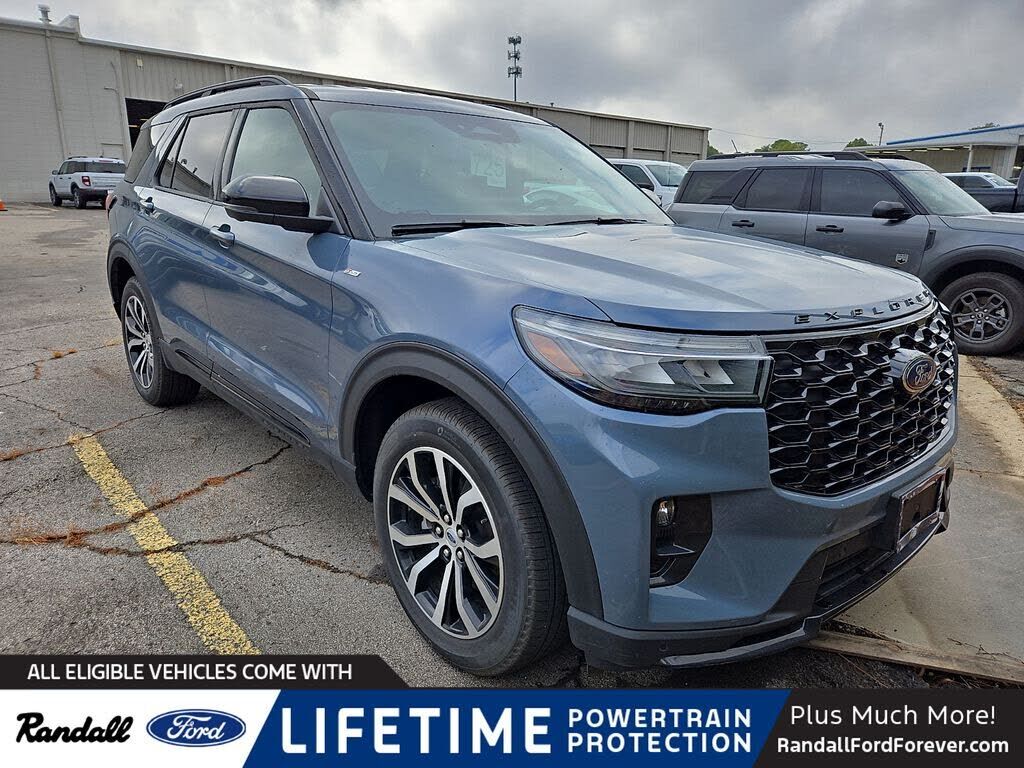 2025 FORD Explorer