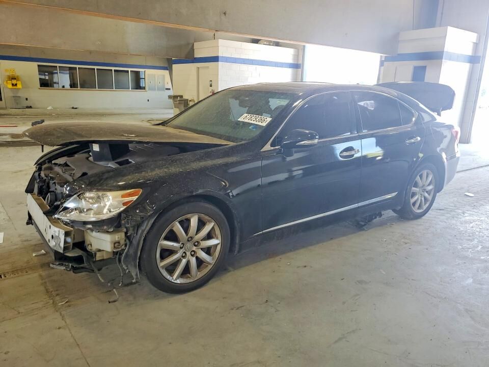 2011 LEXUS LS