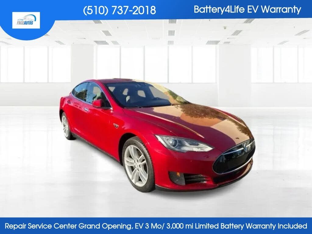 2015 TESLA Model S