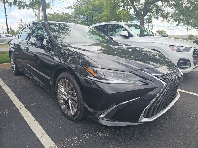 2023 Lexus ES