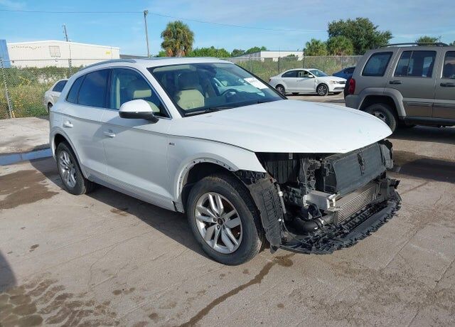 2022 AUDI Q5