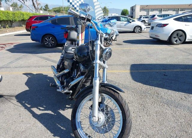 2006 HARLEY DAVIDSON FXDBI / Dyna Street Bob