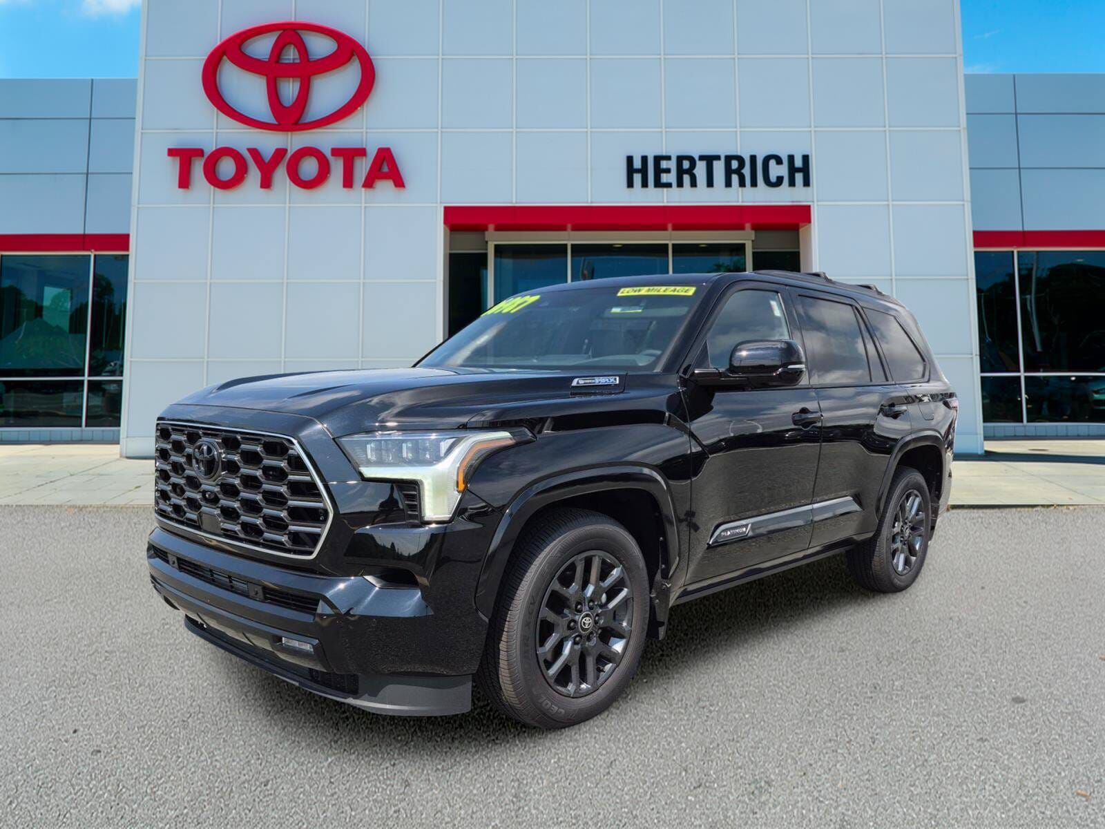 2026 TOYOTA Sequoia