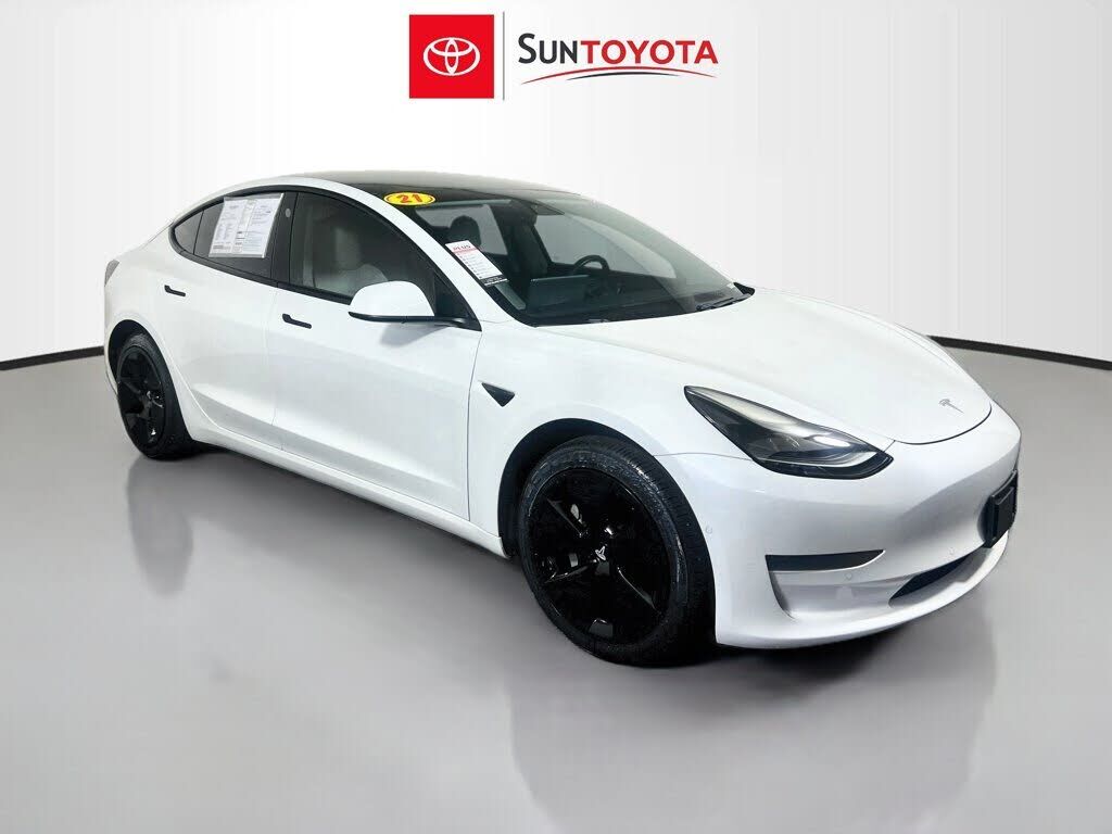 2021 TESLA Model 3