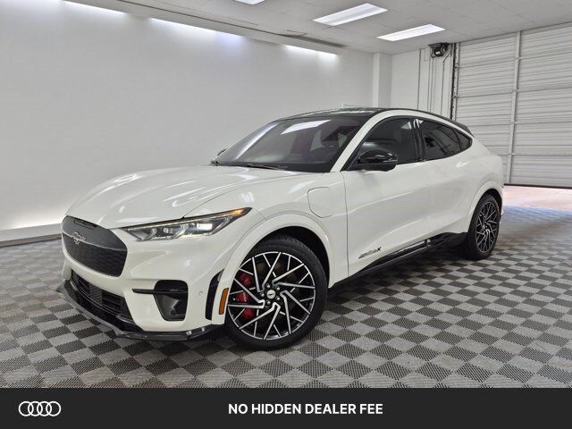 2022 FORD Mach-E