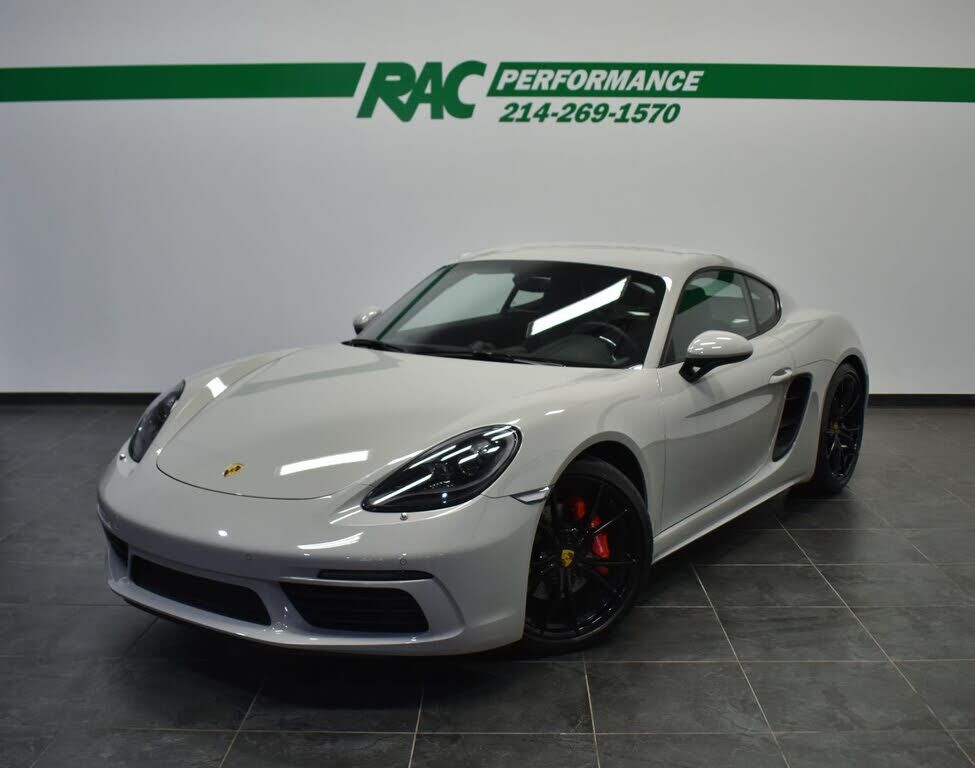 2018 PORSCHE 718