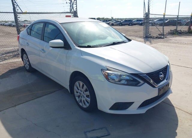 2016 NISSAN Sentra