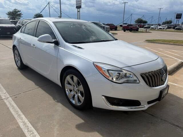 2016 BUICK Regal