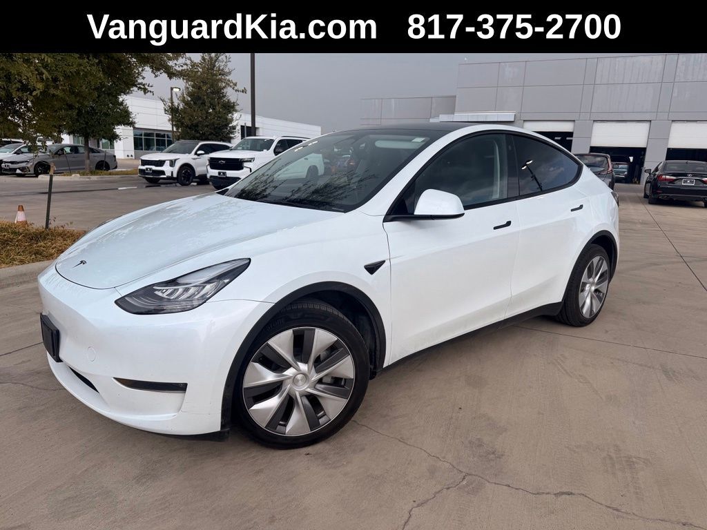 2023 TESLA Model Y