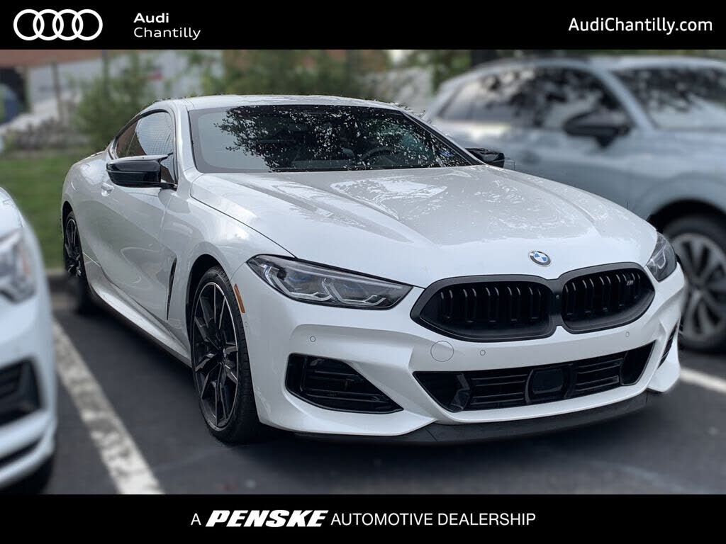 2023 BMW M8