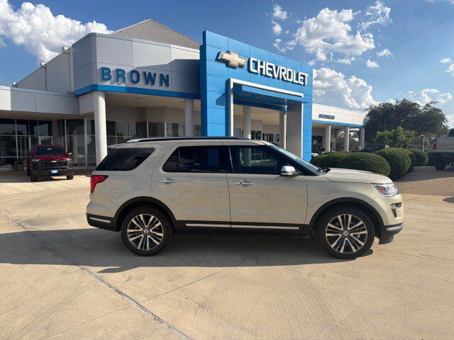 2018 FORD Explorer