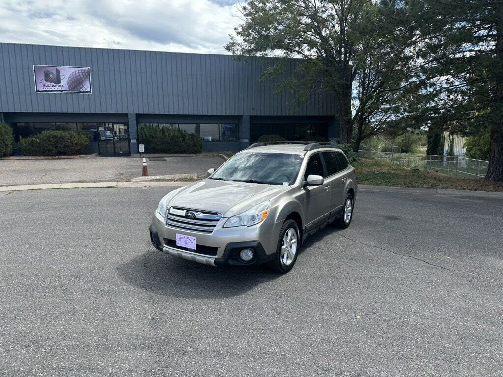 2014 SUBARU Outback
