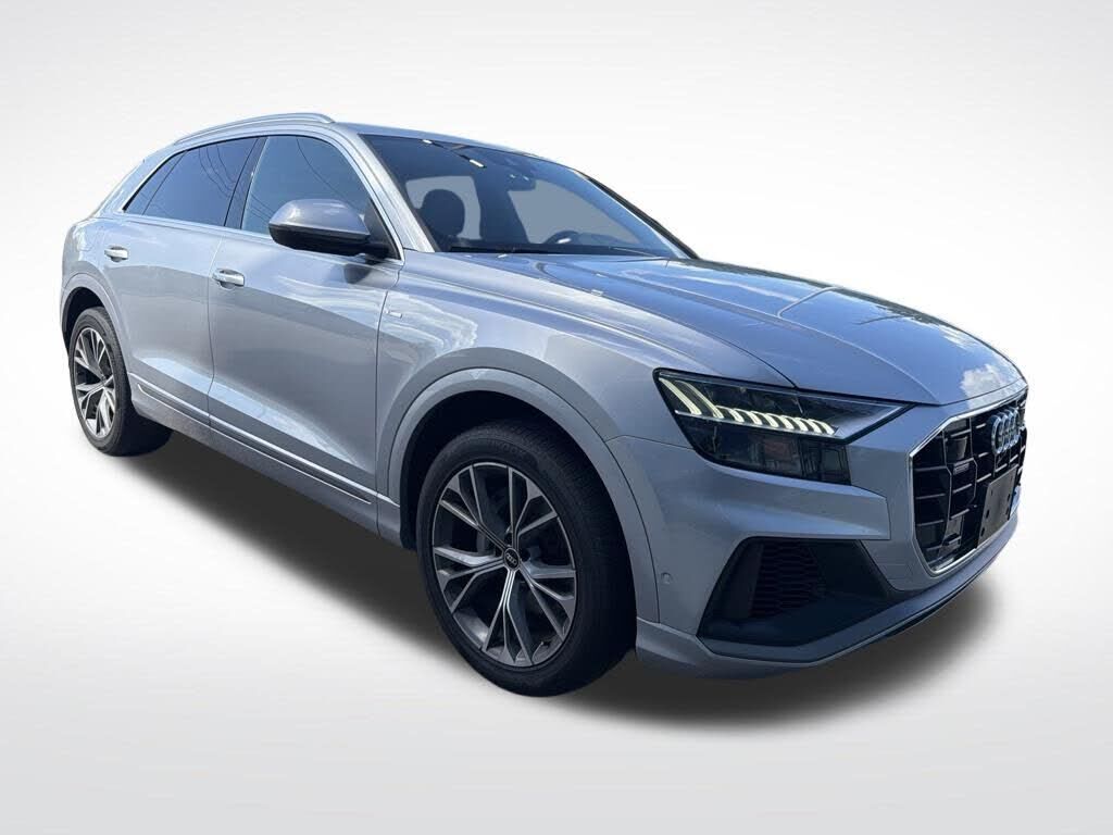 2021 Audi Q8