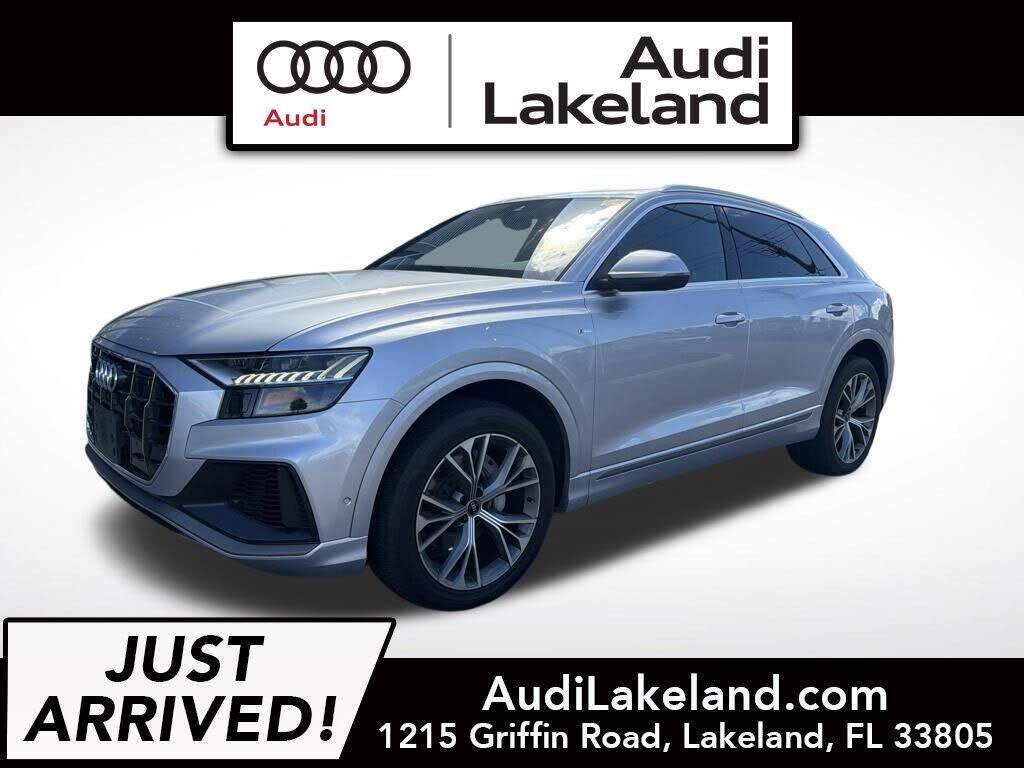 2021 AUDI Q8