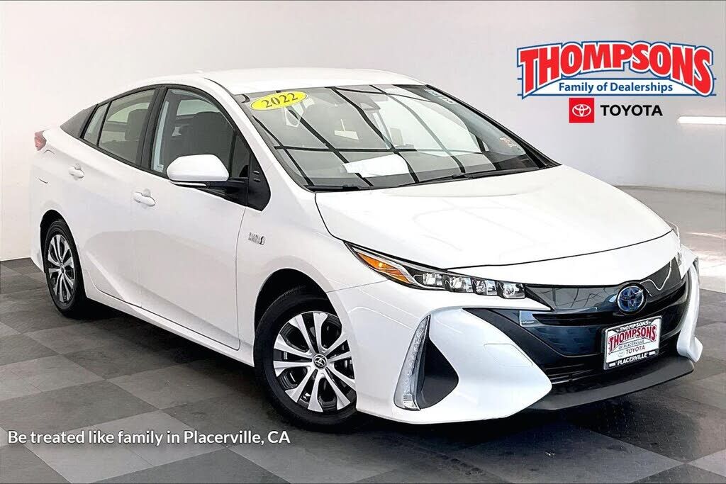 2022 TOYOTA Prius