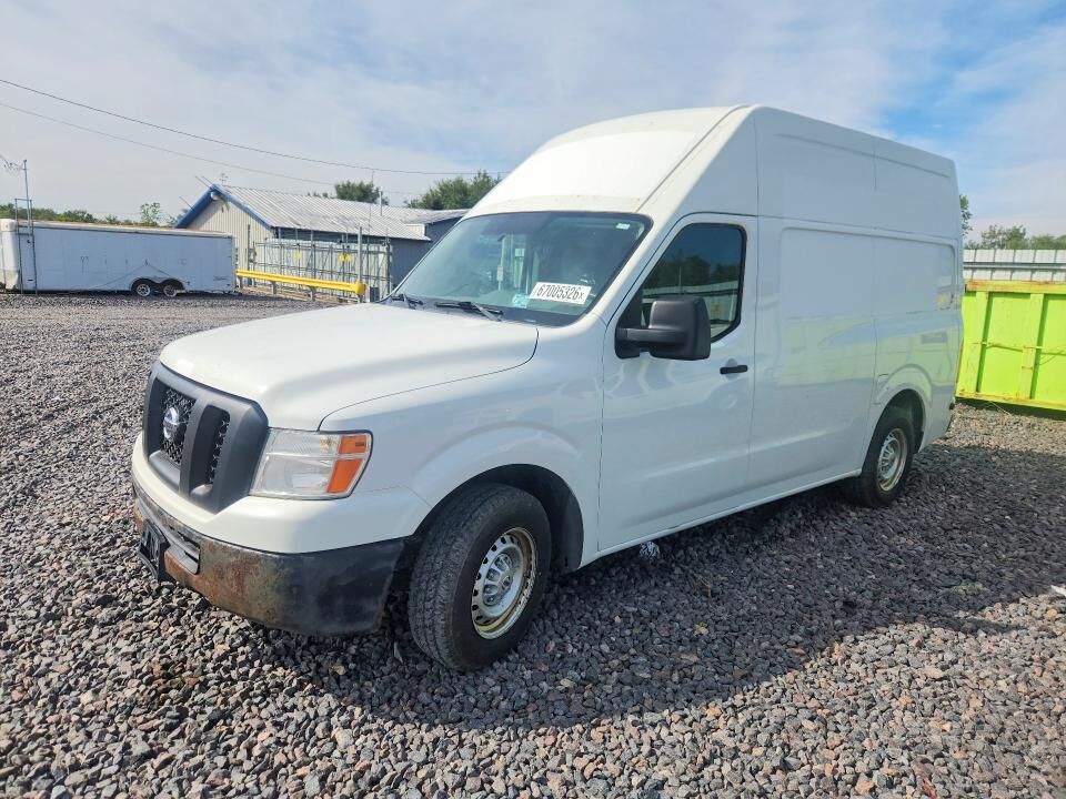 2014 NISSAN NV