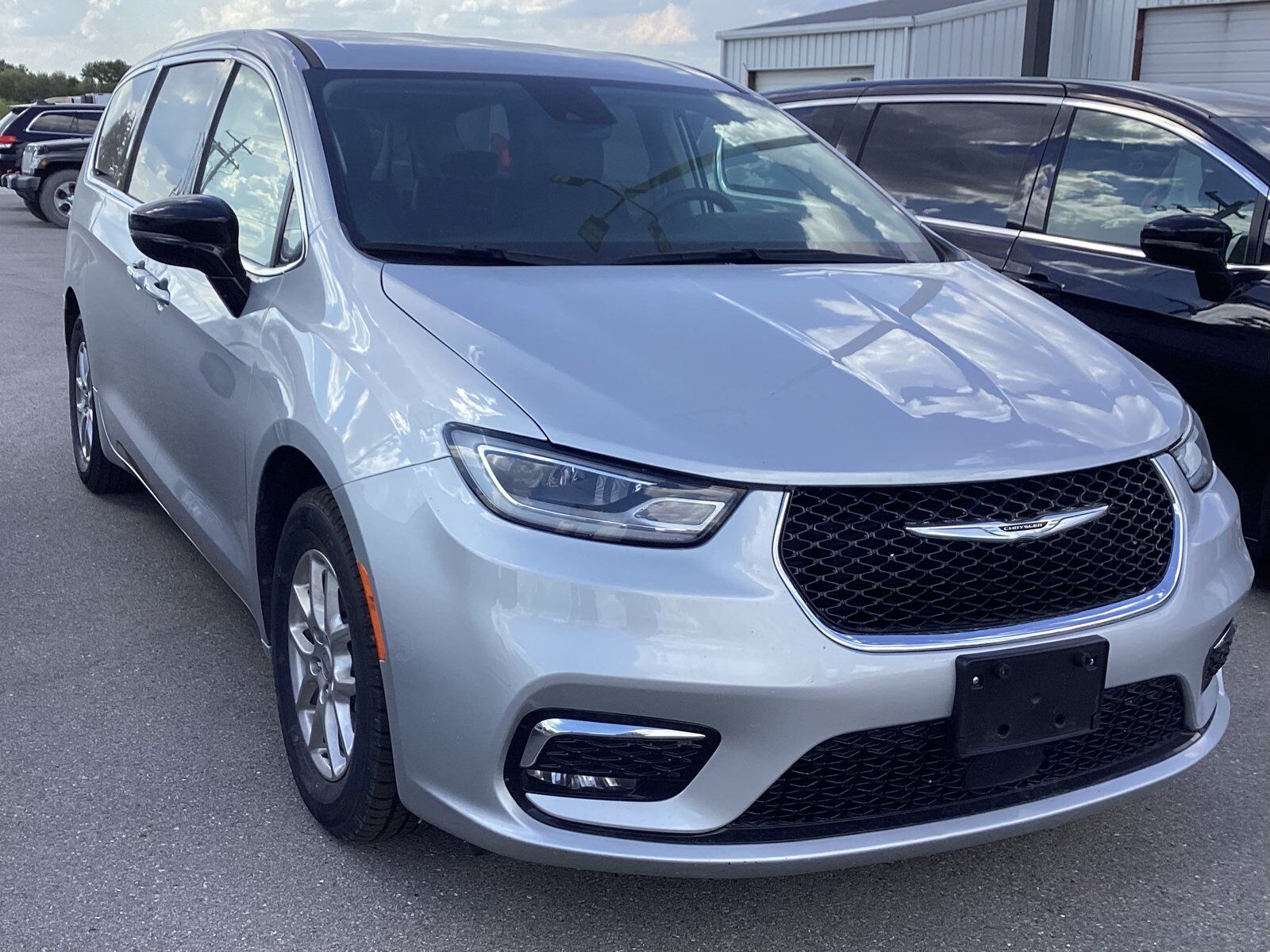 2023 CHRYSLER Pacifica