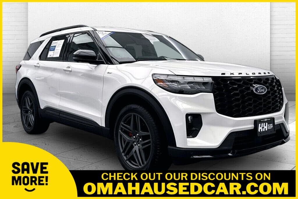 2025 FORD Explorer