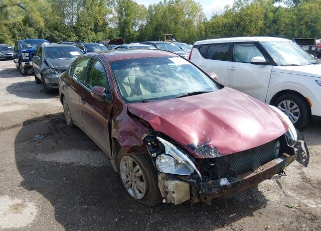 2010 NISSAN Altima