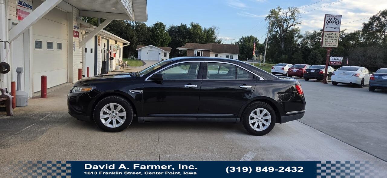 2011 FORD Taurus