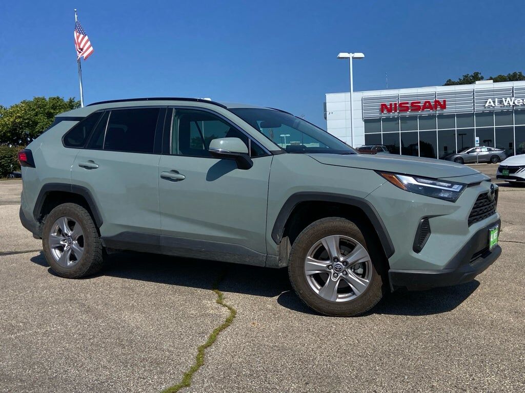 2022 TOYOTA RAV4