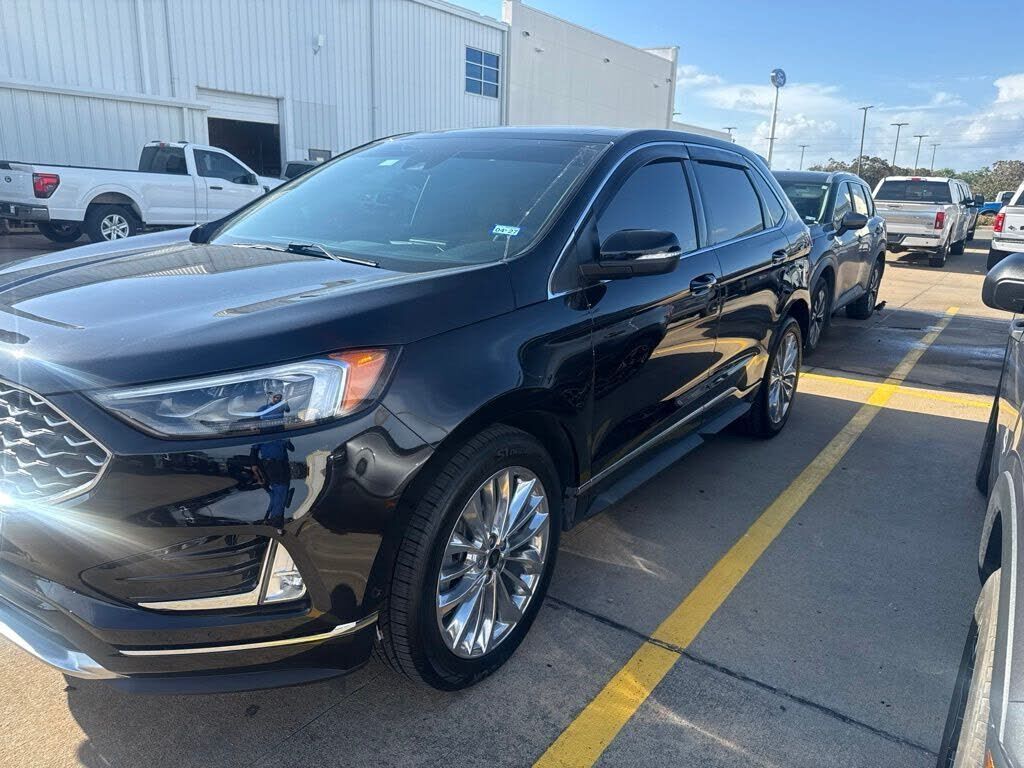 2024 FORD Edge