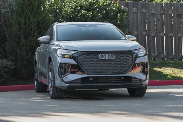 2023 AUDI Q4