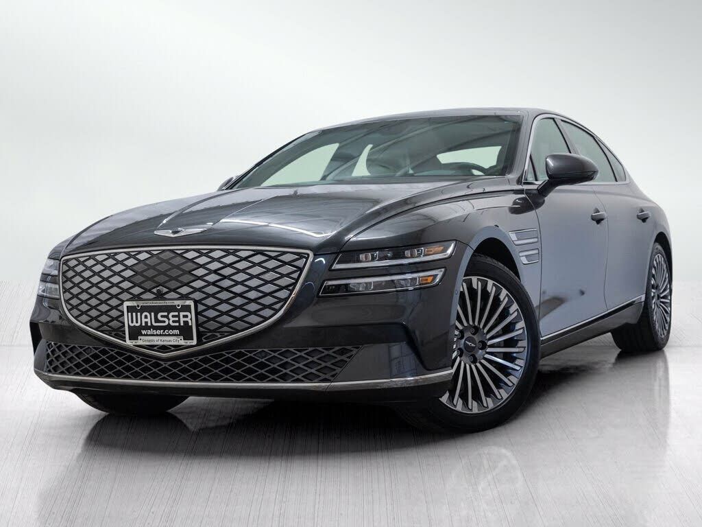 2023 GENESIS G80