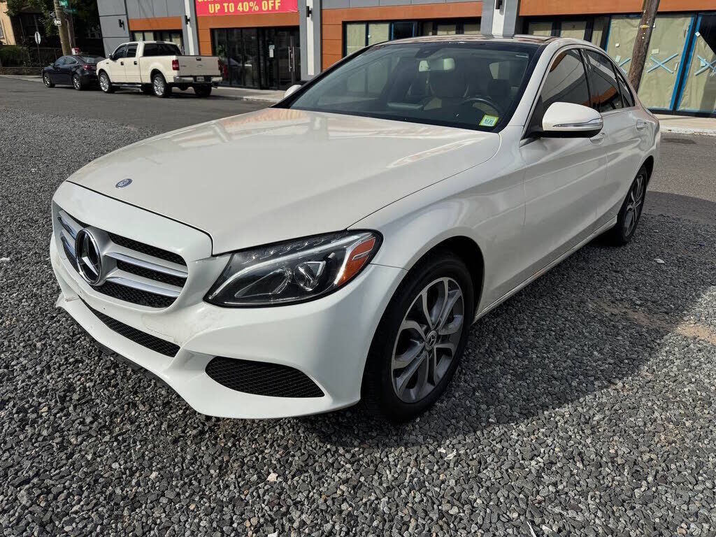 2015 MERCEDES-BENZ C-Class