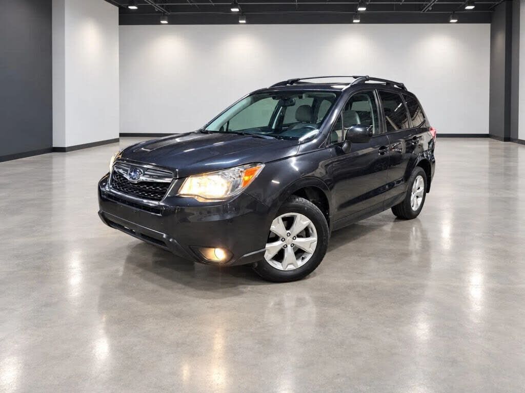 2016 SUBARU Forester