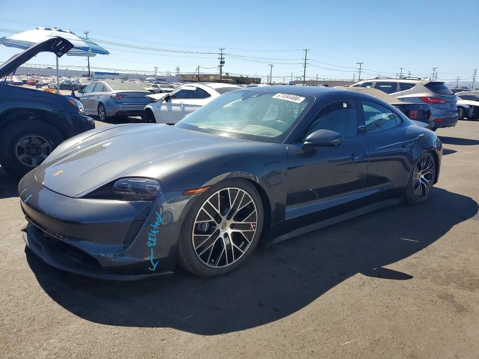 2021 PORSCHE Taycan