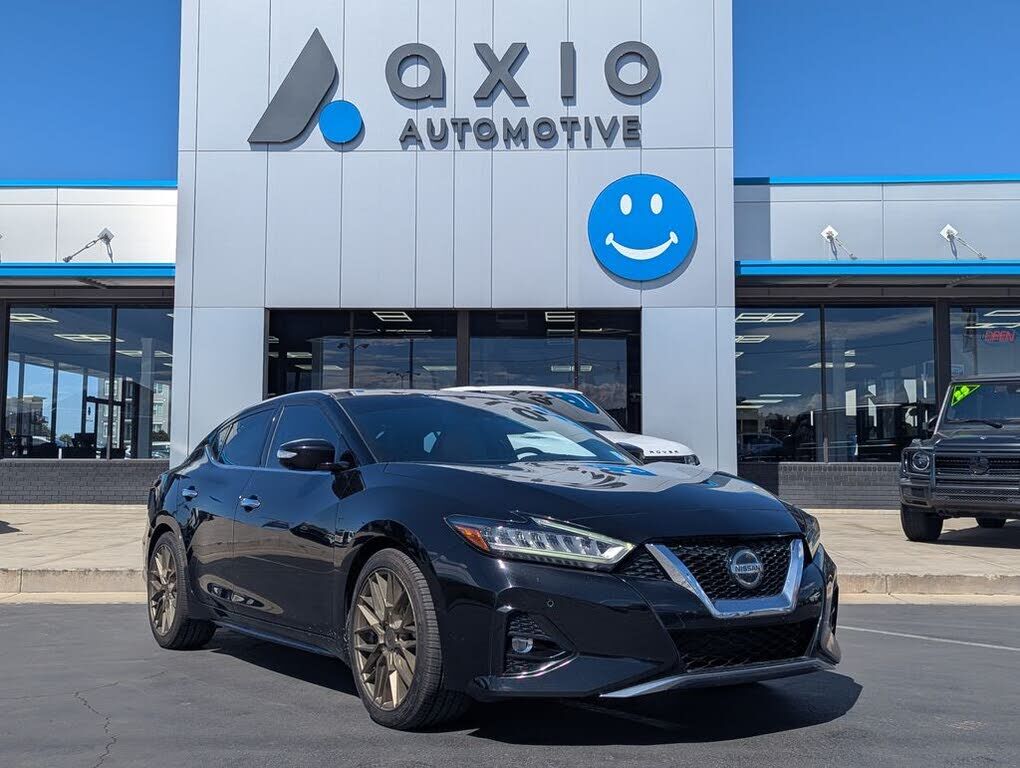 2019 NISSAN Maxima