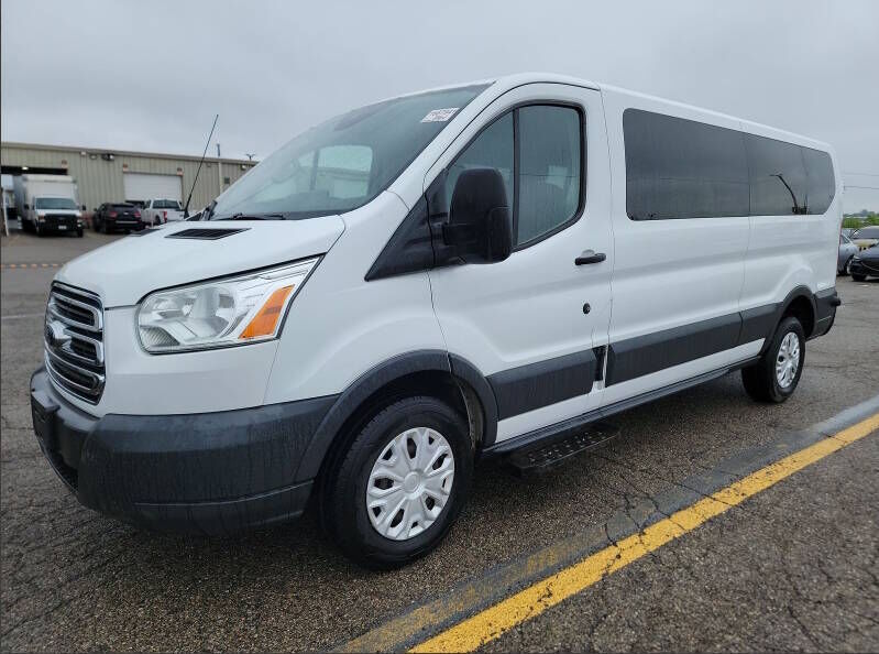 2017 FORD Transit