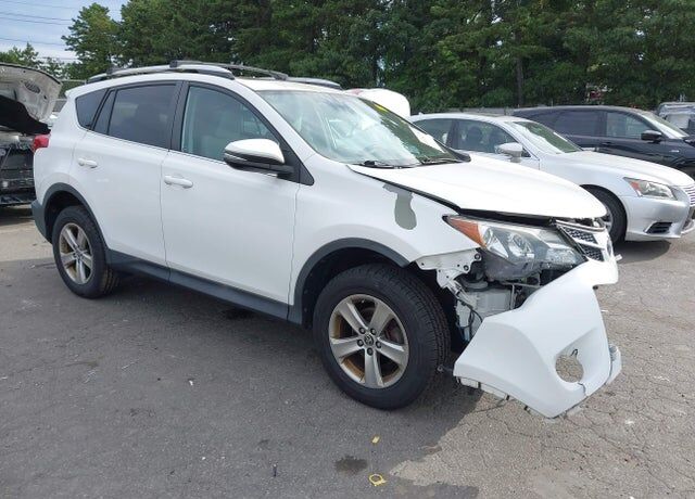 2015 TOYOTA RAV4
