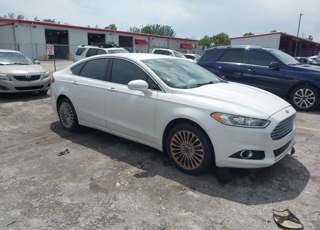 2015 FORD Fusion
