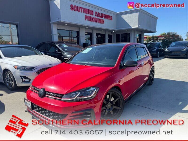 2020 VOLKSWAGEN Golf GTI