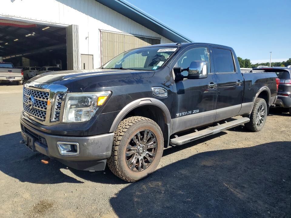 2016 NISSAN Titan